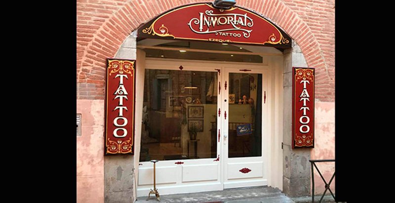 inmortals local pintado a mano